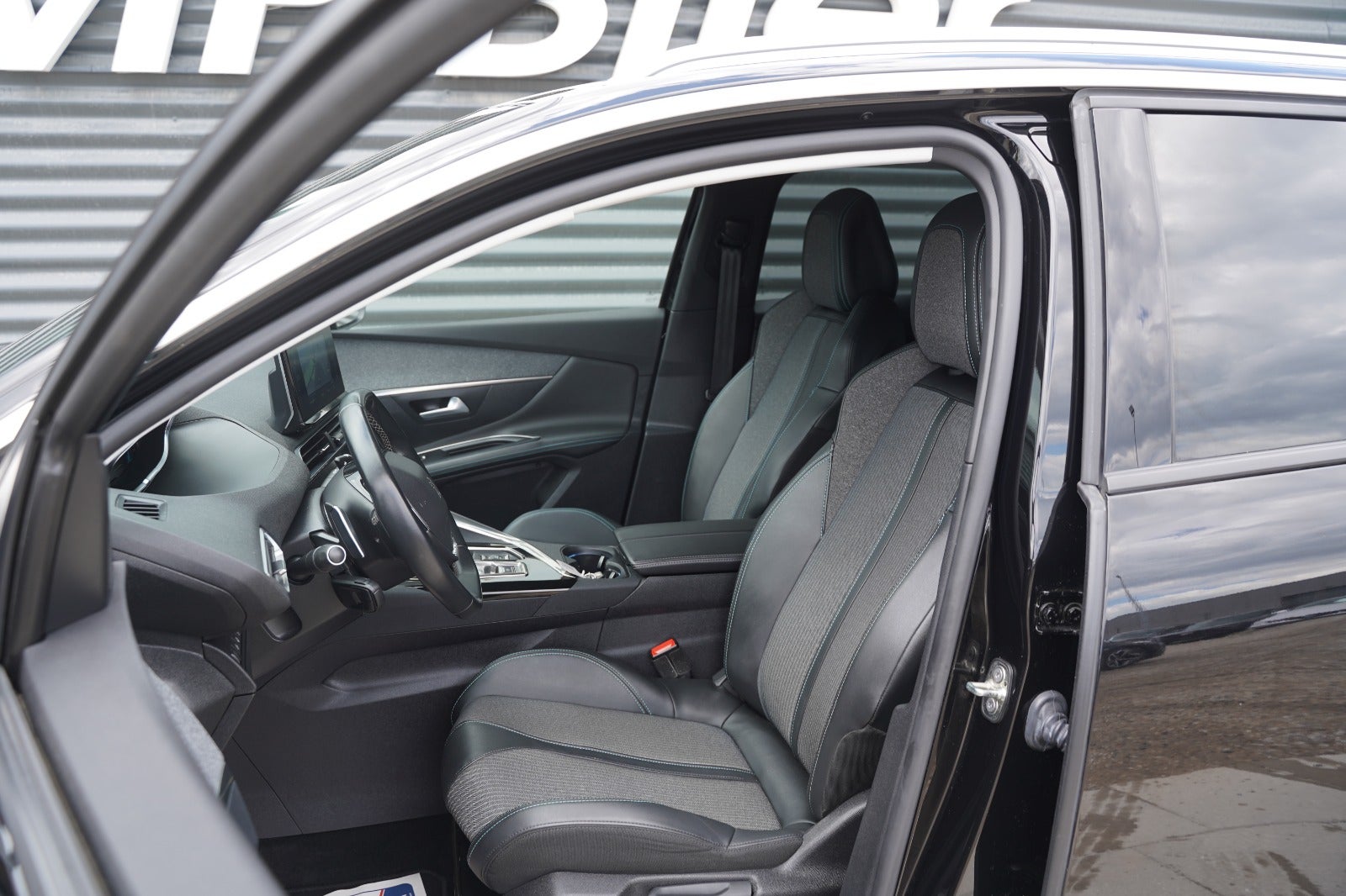 Billede af Peugeot 3008 1,6 Hybrid Allure Pack EAT8