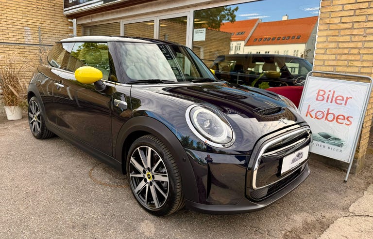 MINI Cooper SE Resolute Edition
