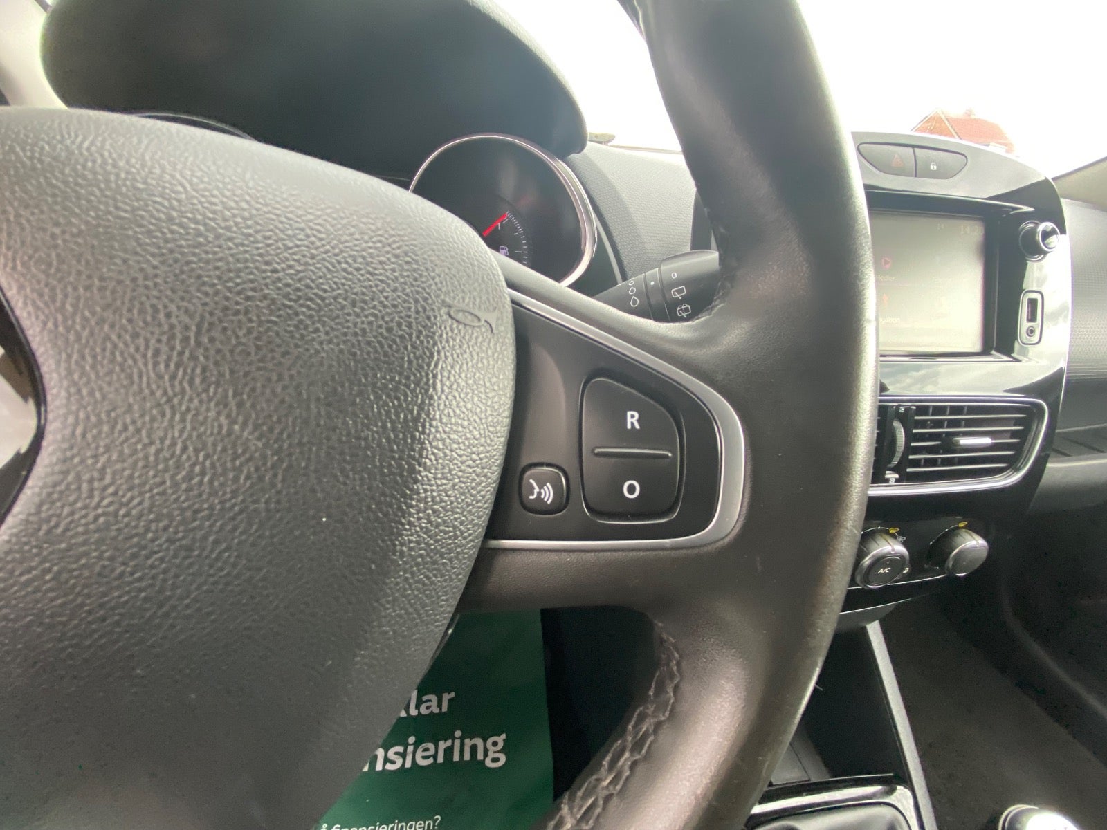 Billede af Renault Clio IV 0,9 TCe 90 Zen Sport Tourer