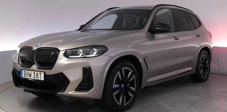 BMW iX3 Charged M-Sport