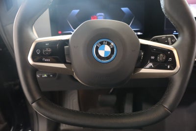BMW iX xDrive40 Fully Charged Sport
