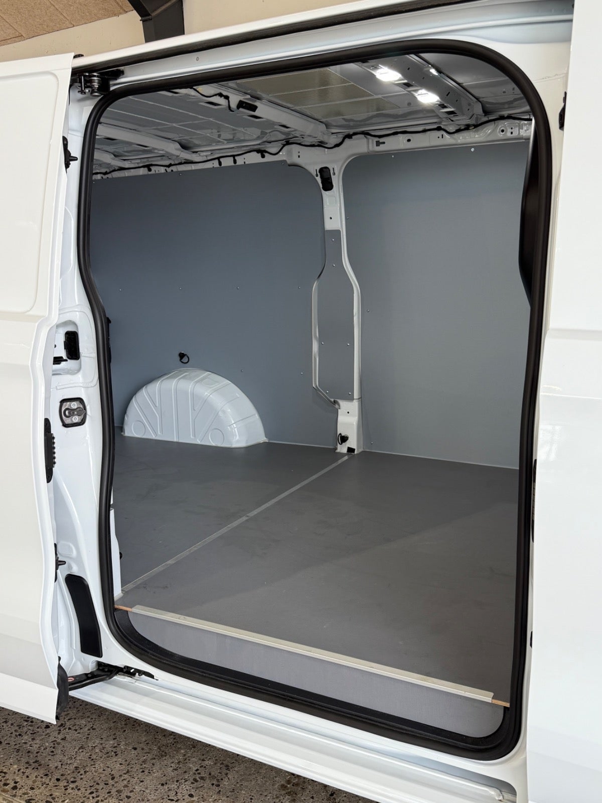 Ford Transit Custom 300L EcoBlue Trend aut.