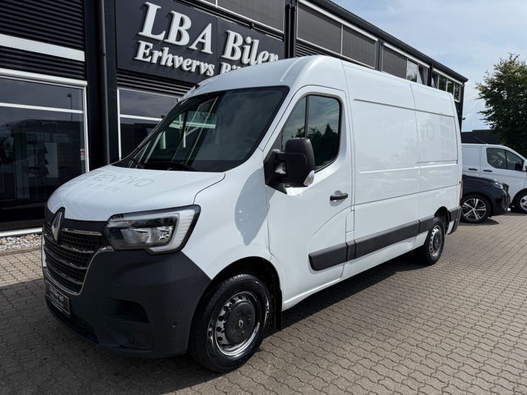 Renault Master IV T33 dCi 135 L2H2 Kassevogn
