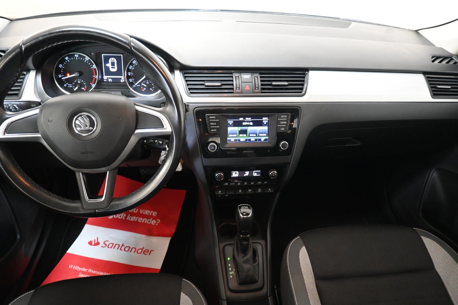 Skoda Rapid TSi 90 Ambition Spaceback DSG