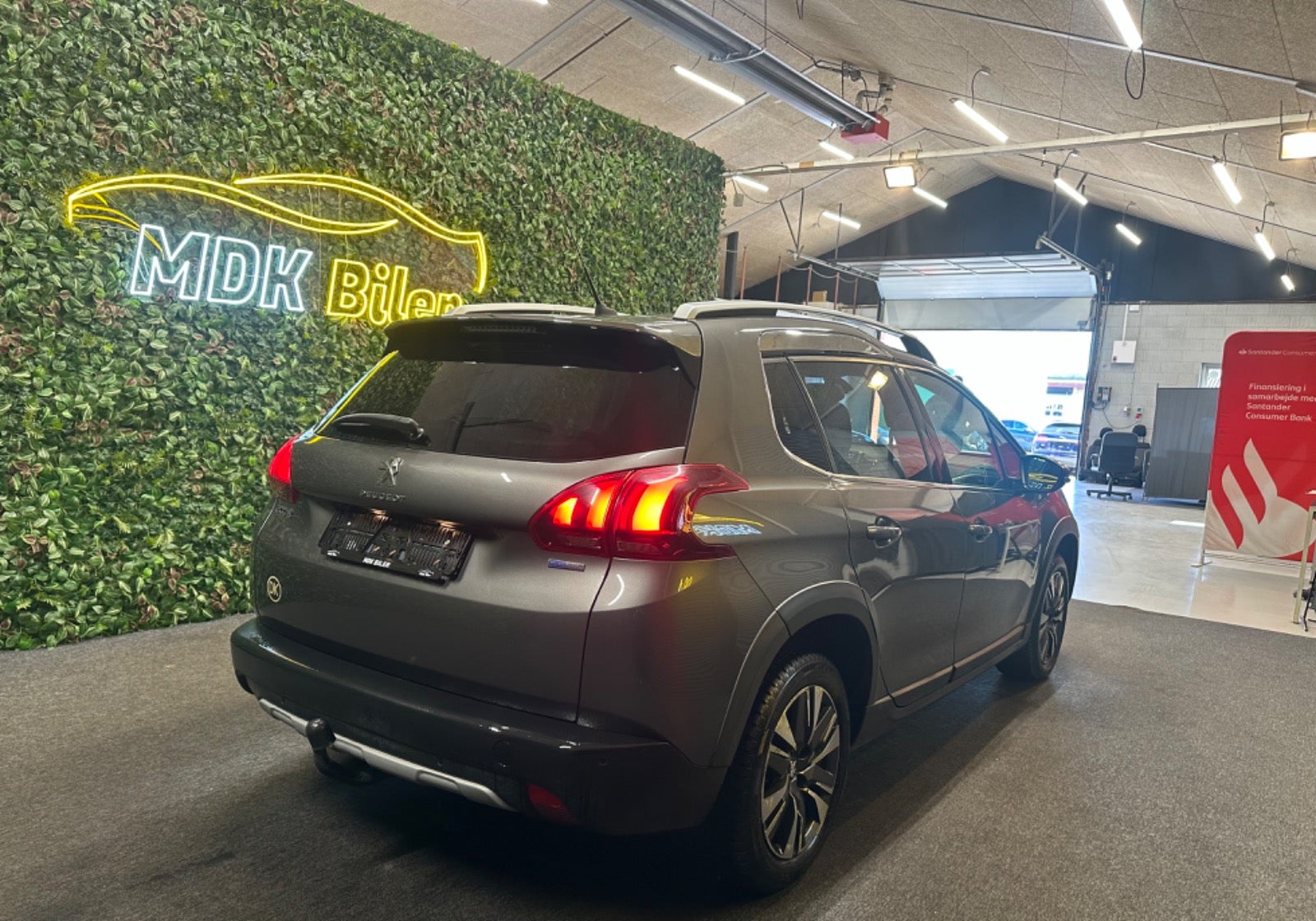 Billede af Peugeot 2008 1,2 e-THP 110 Allure Sky