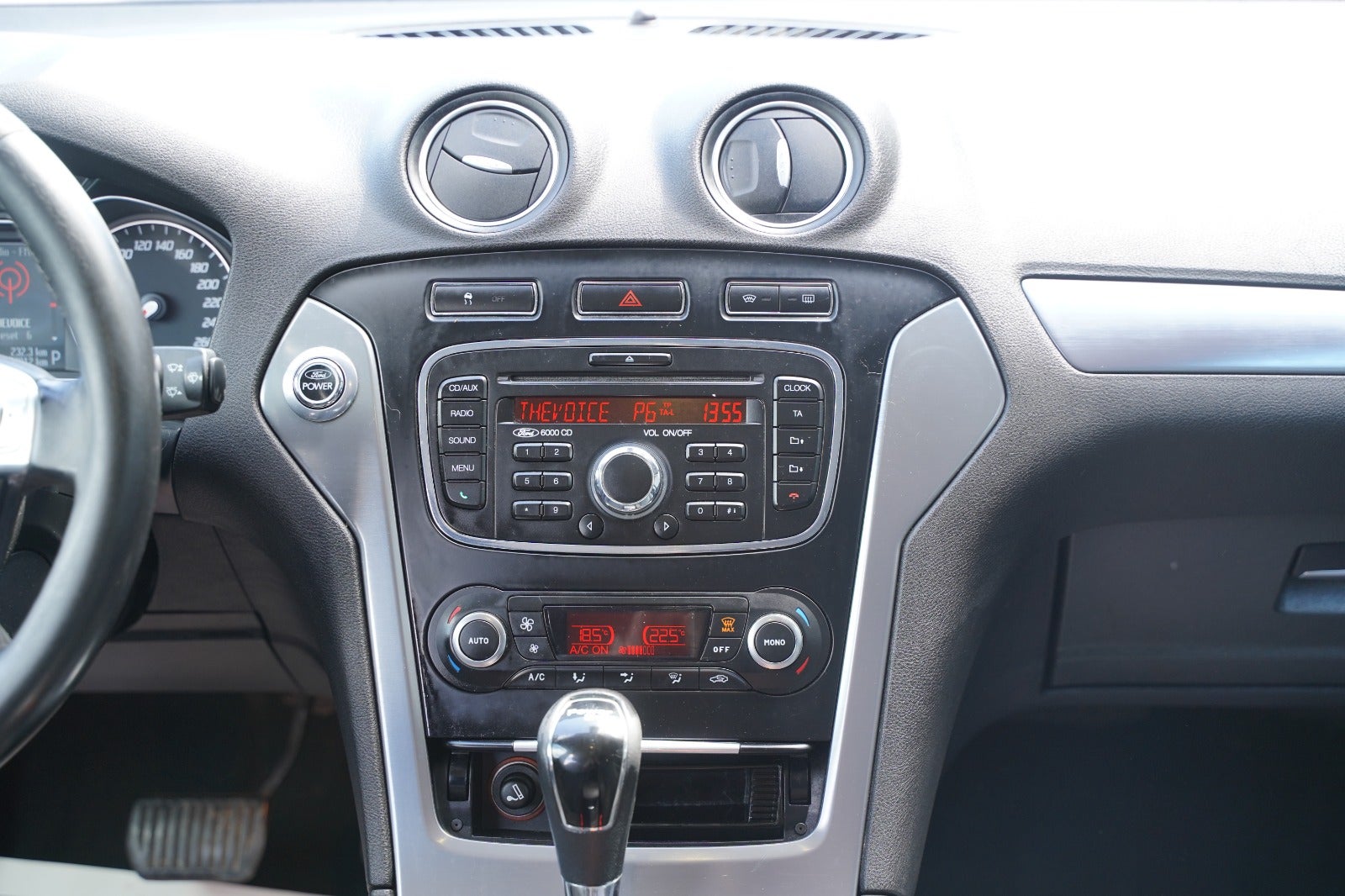 Billede af Ford Mondeo 2,0 SCTi 203 Titanium stc. aut.