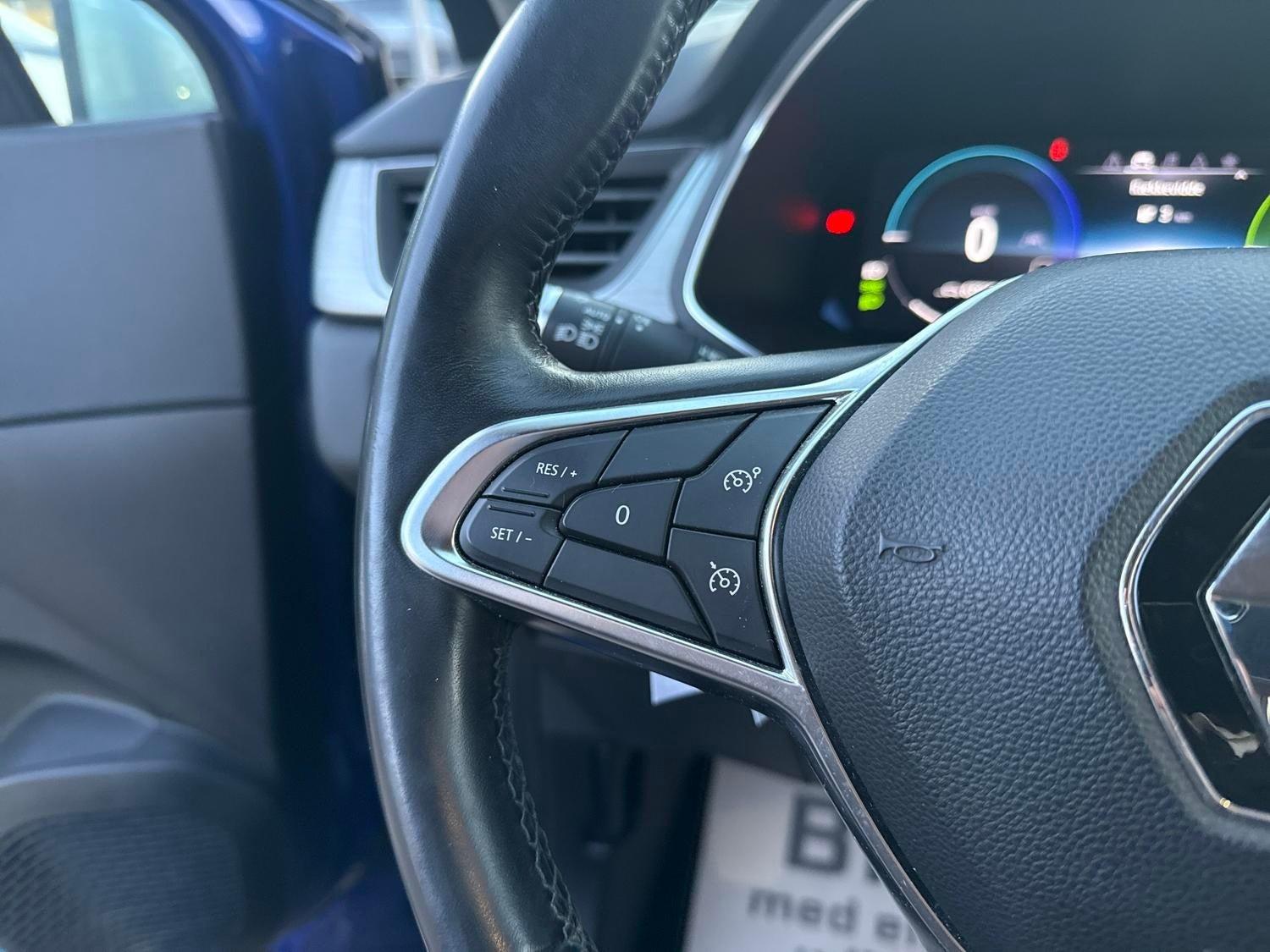 Billede af Renault Captur 1,6 E-Tech Intens