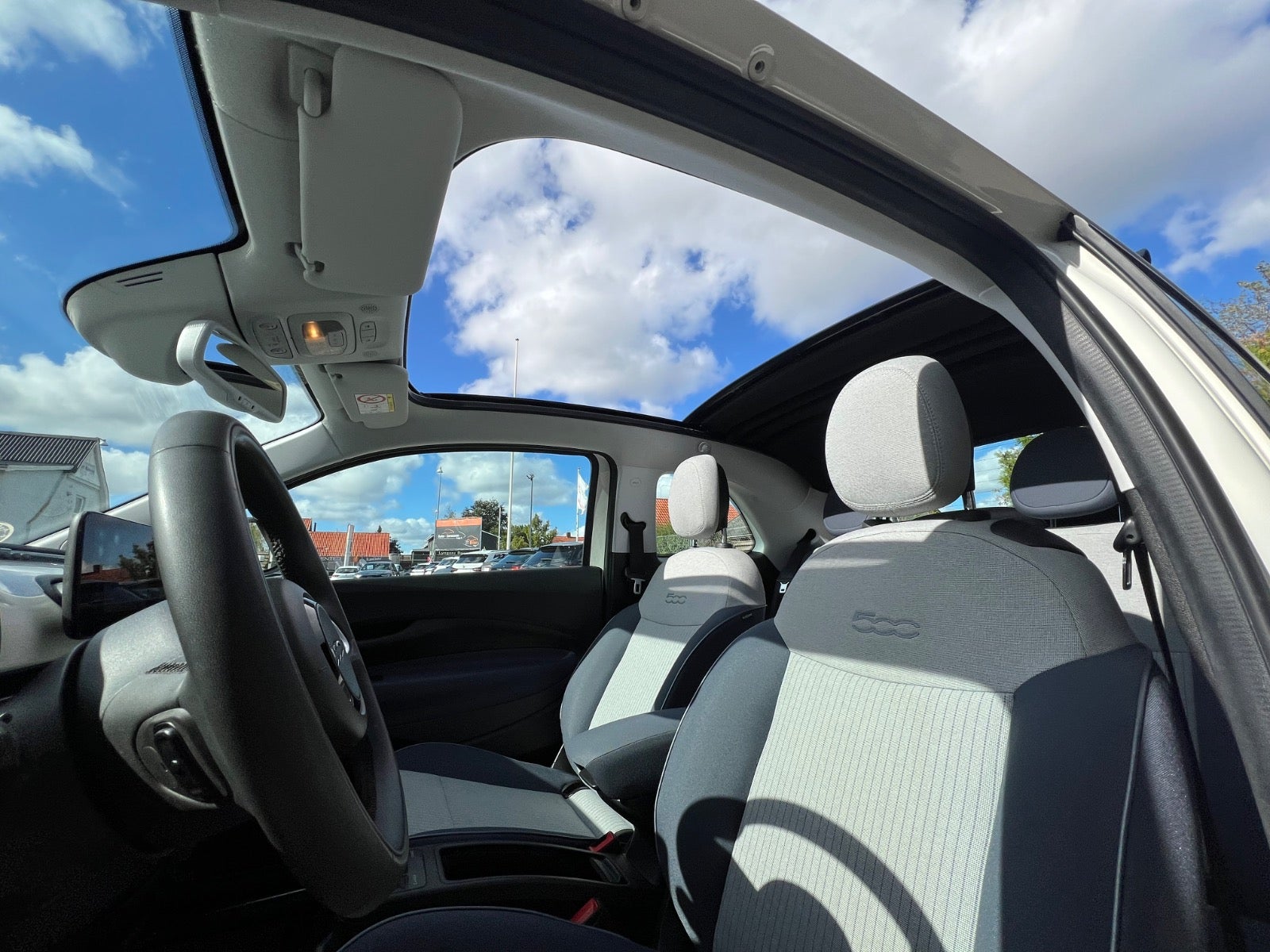 Fiat 500e Icon Cabrio