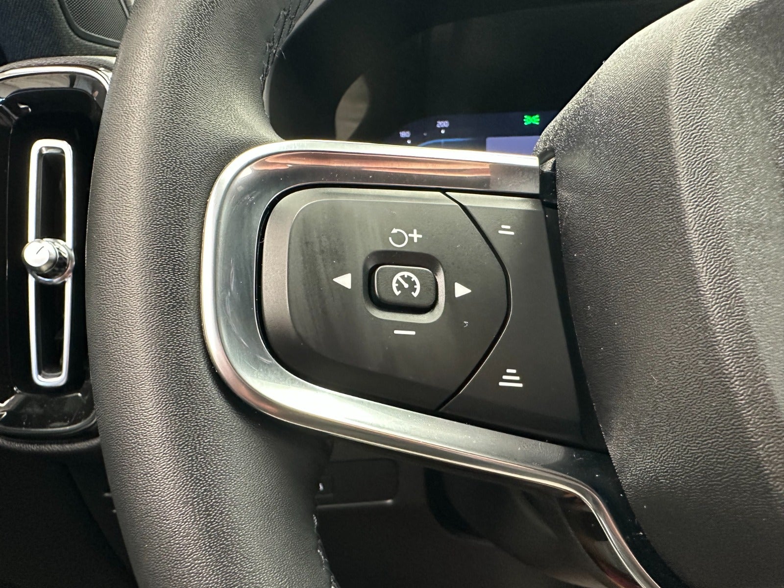 Billede af Volvo XC40  P6 ReCharge Plus