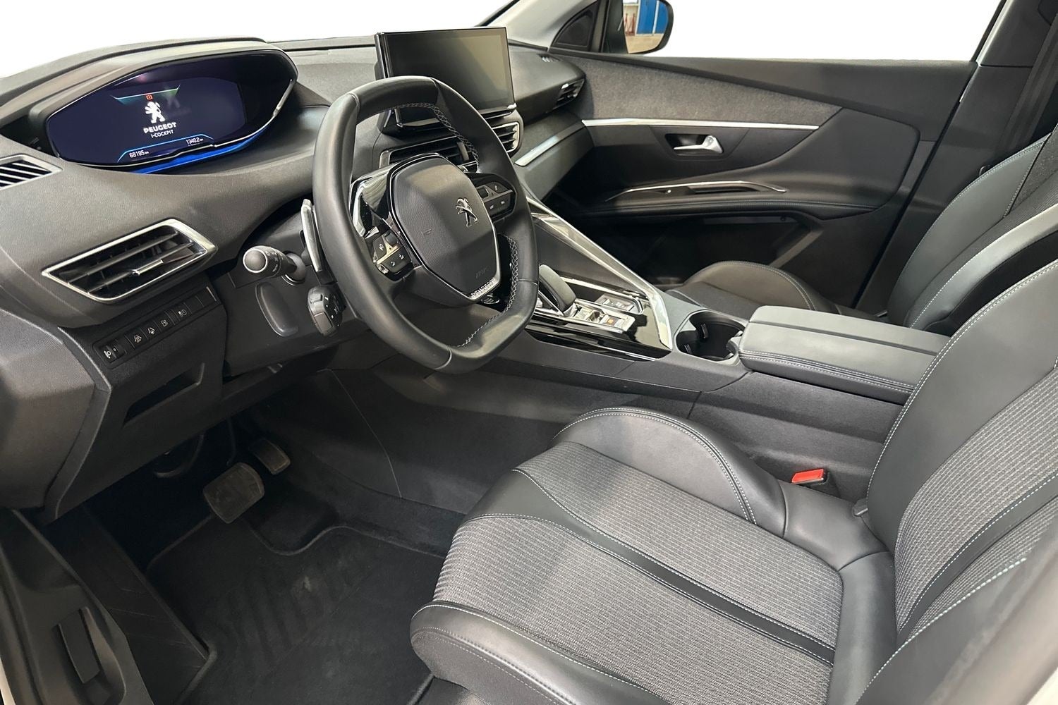Billede af Peugeot 3008 1,6 Hybrid Allure Pack EAT8