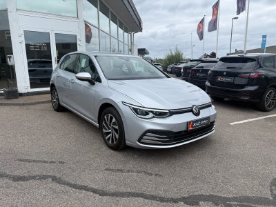 VW Golf VIII 1,4 eHybrid DSG 5d