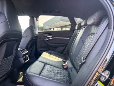 Audi e-tron S-line quattro