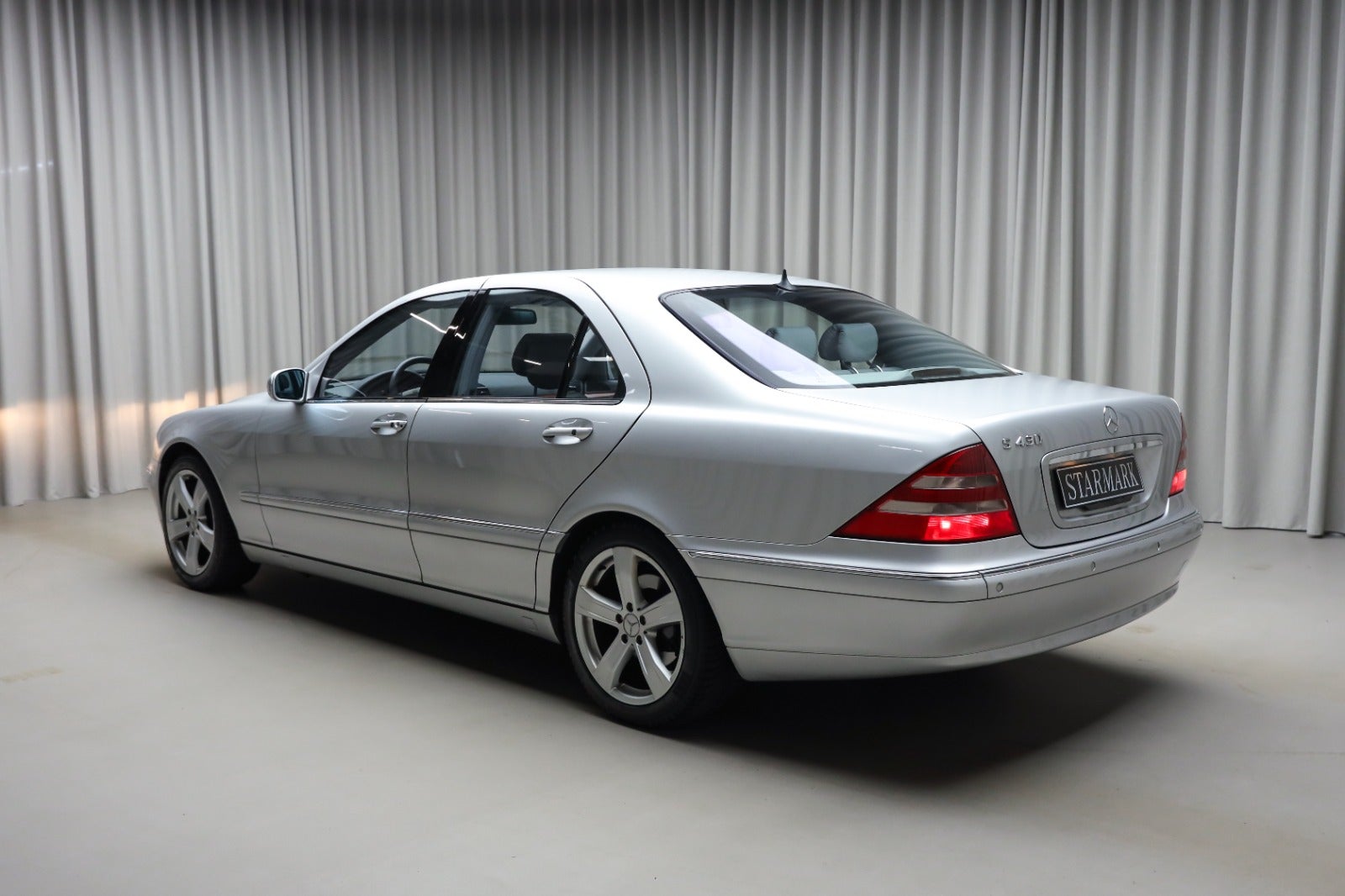 Mercedes-Benz S 430