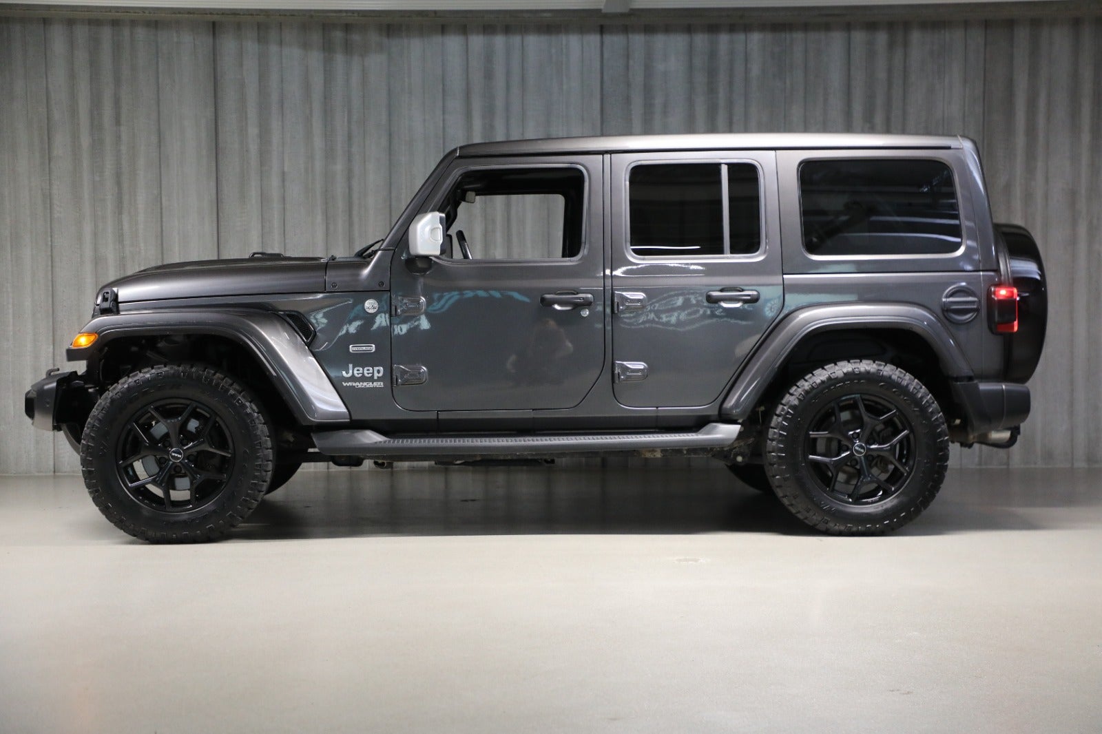 Jeep Wrangler Unlimited 2,0 T Sahara aut. 4x4