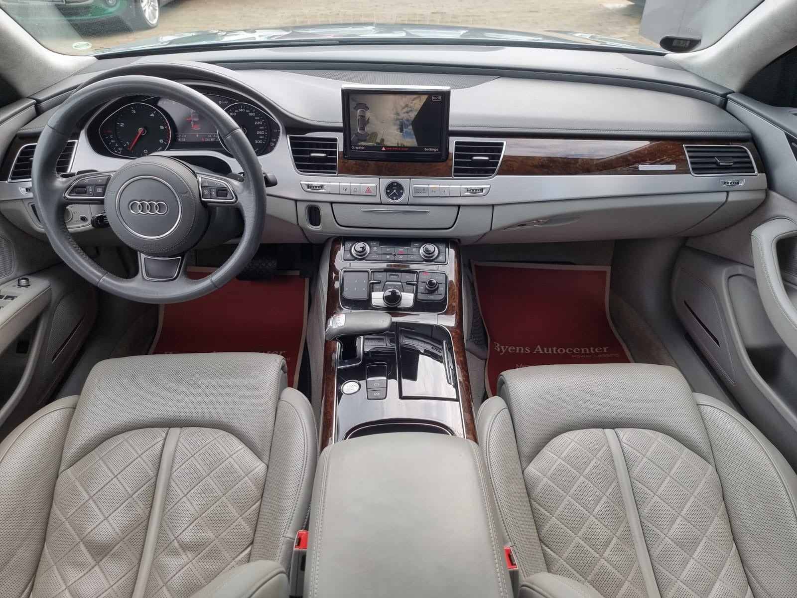 Audi A8 2010