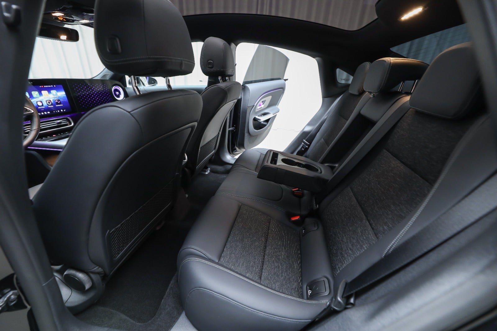 Mercedes-Benz CLA 200 (5/8)