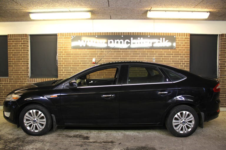 Ford Mondeo 145 Ghia