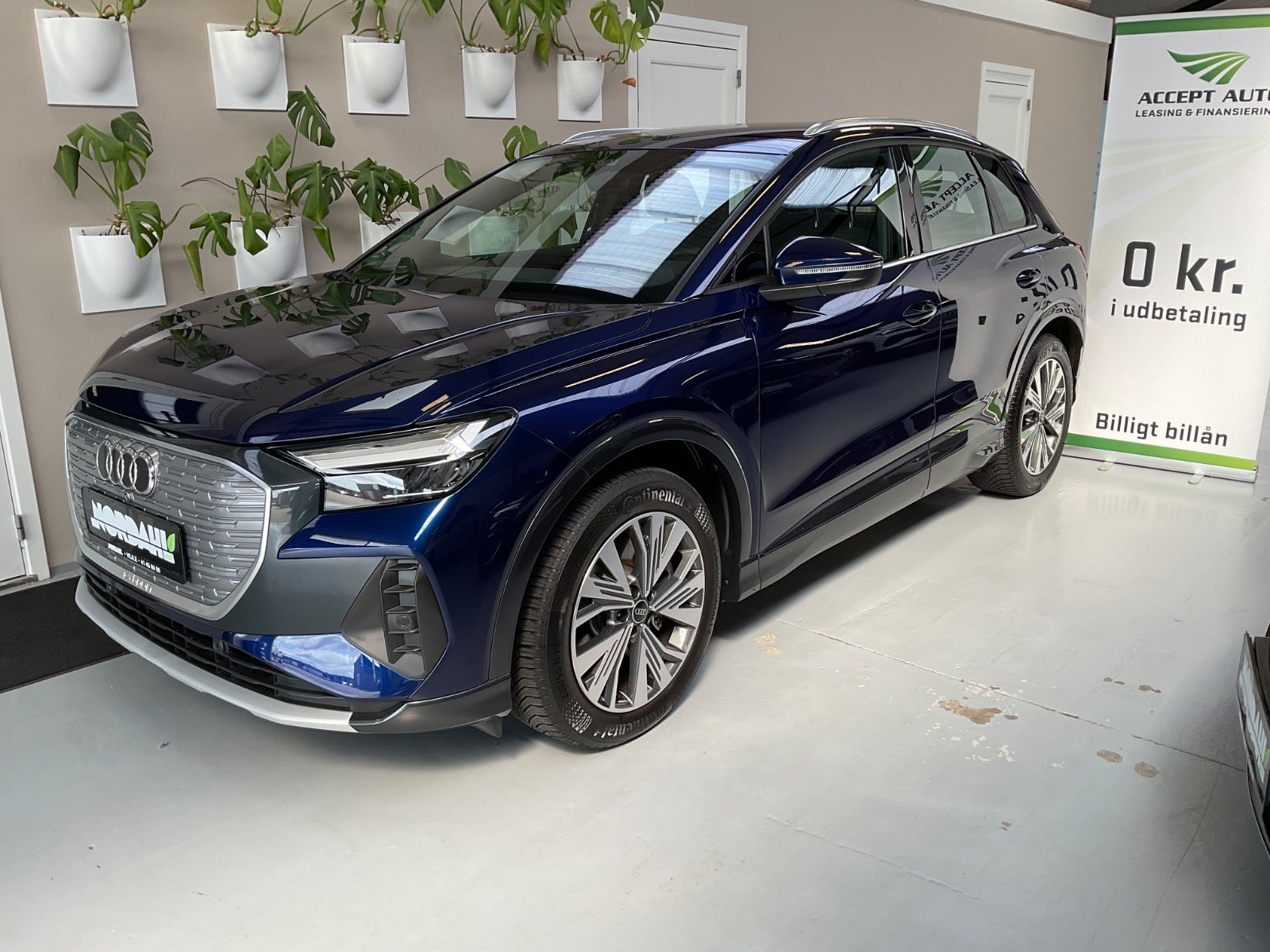 Audi Q4 e-tron 45 5d - 1