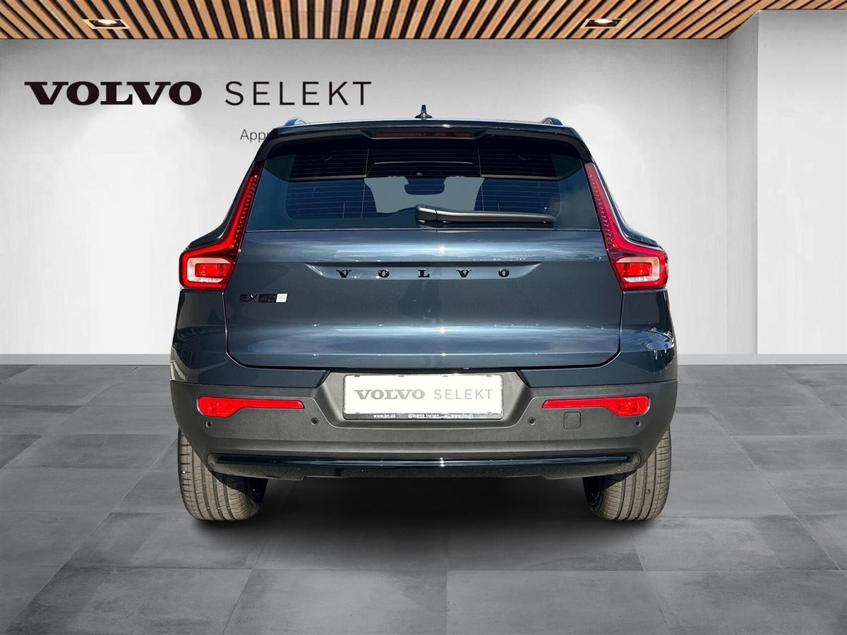 Volvo EX40 Extended Range Black Edition billede 23