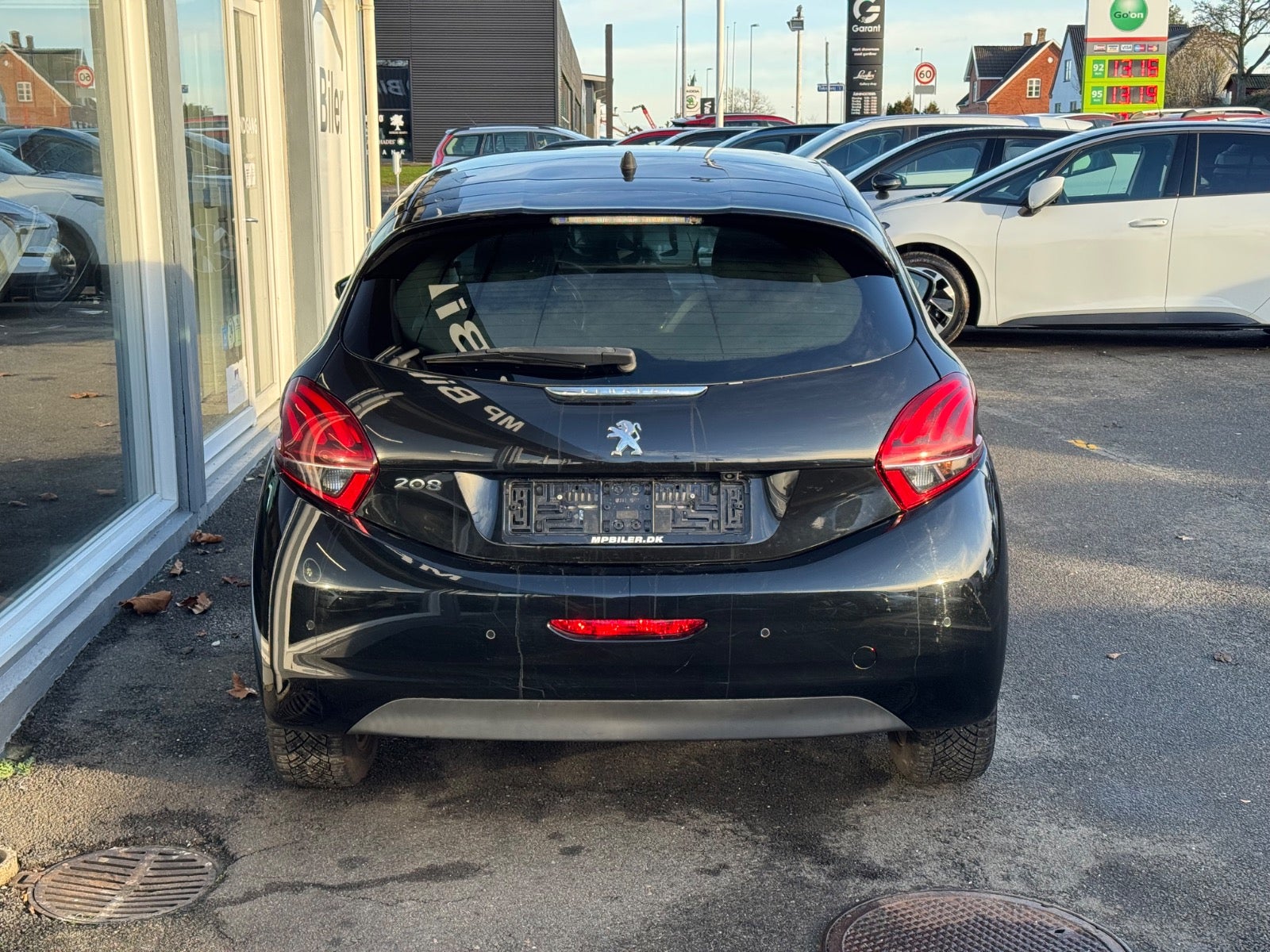 Billede af Peugeot 208 1,6 BlueHDi 100 Allure Sky