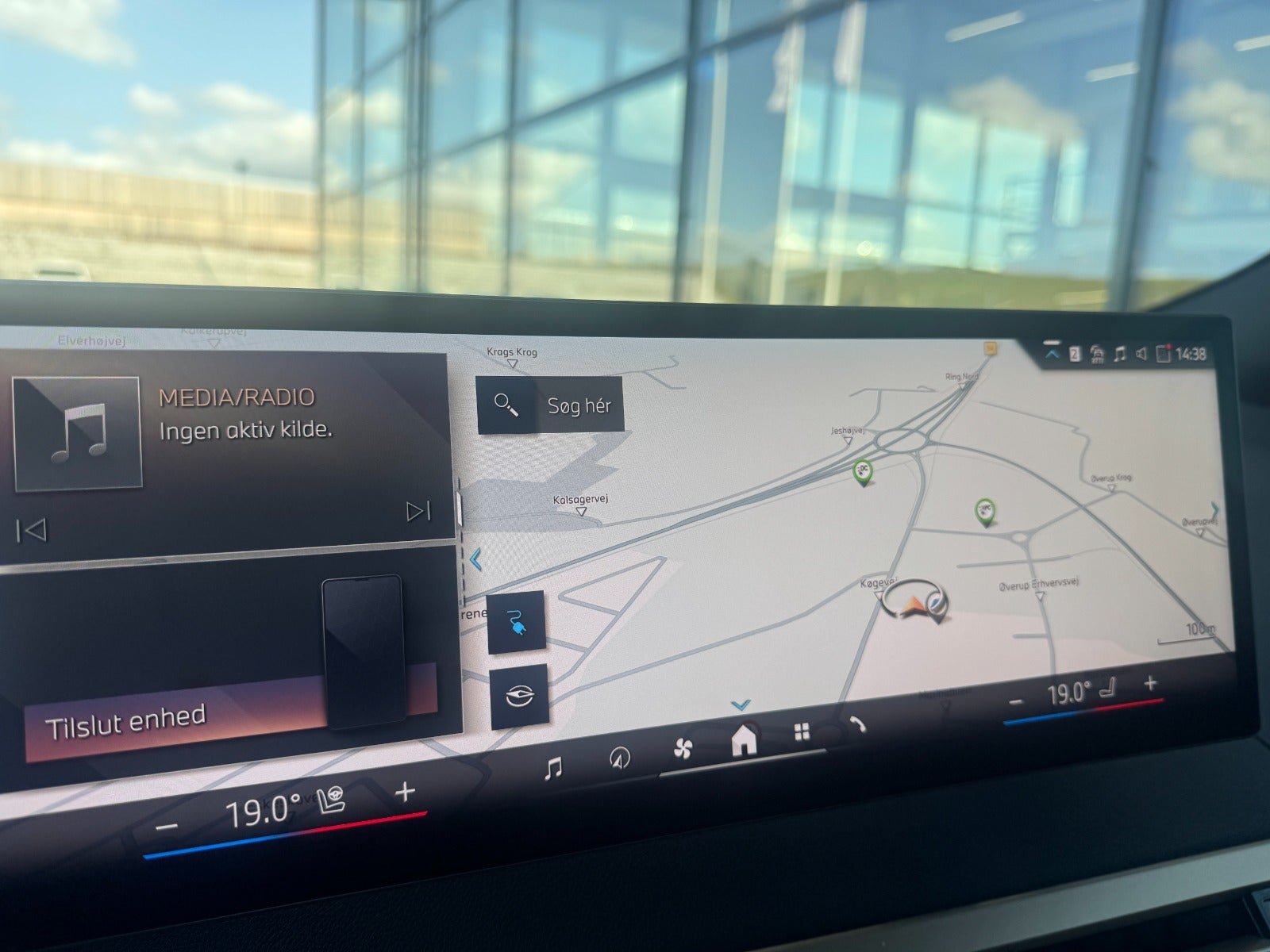 BMW iX xDrive50 Supercharged 5d - 13