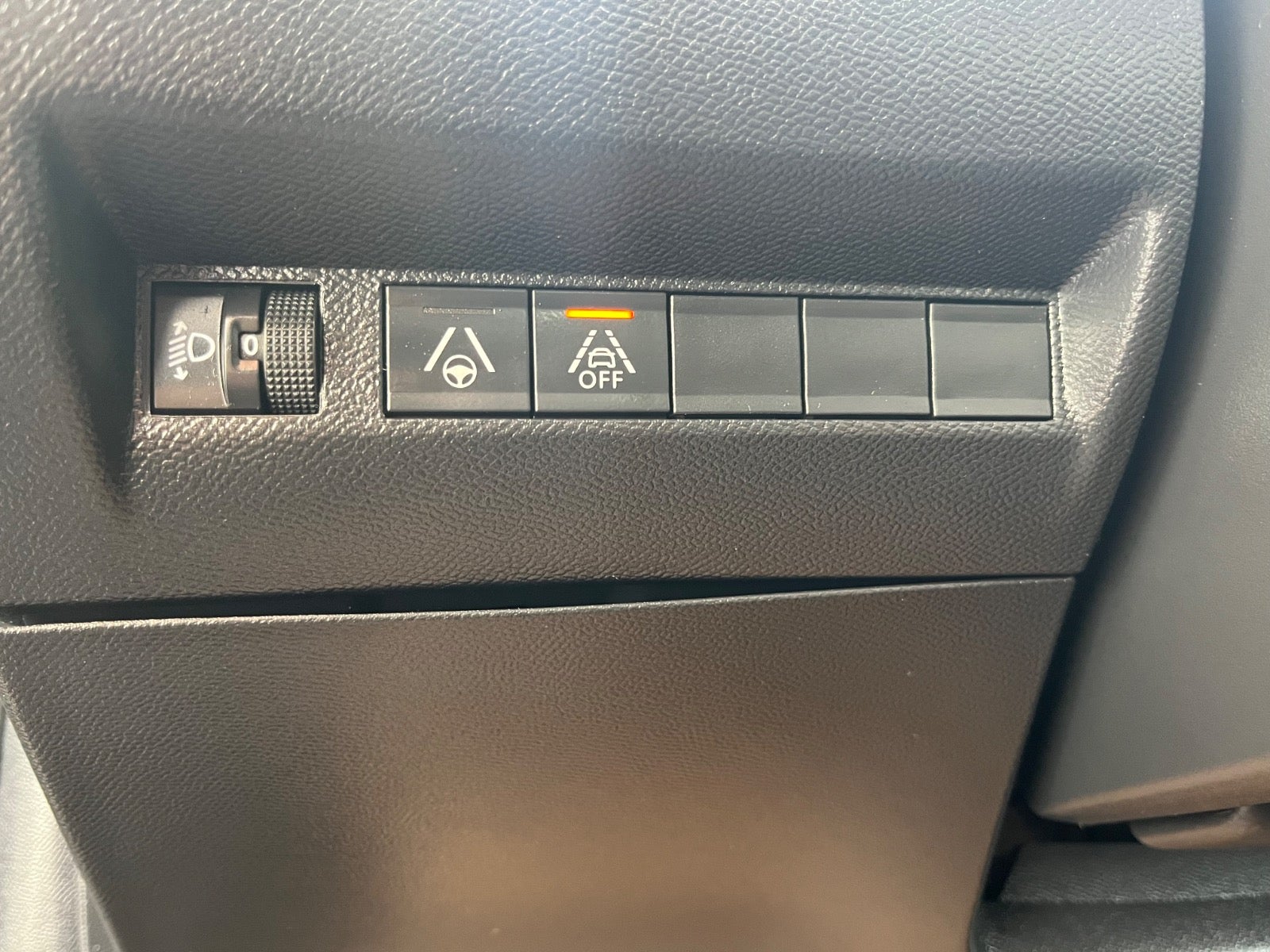 Billede af Peugeot 208 1,2 PureTech 100 Black Selection EAT8