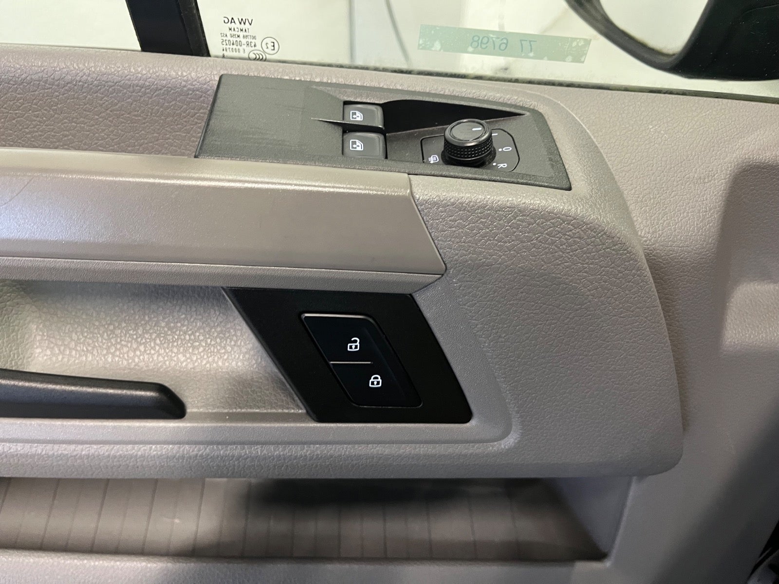 Billede af VW Crafter 35 2,0 TDi 140 Kassevogn L3H2