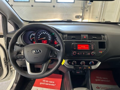 Kia Rio CVVT Active