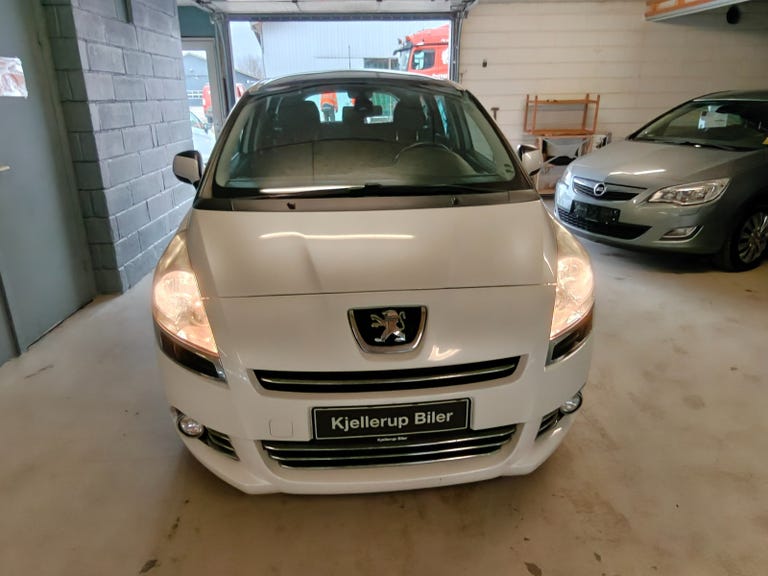 Peugeot 5008 HDi 109 Premium 7prs