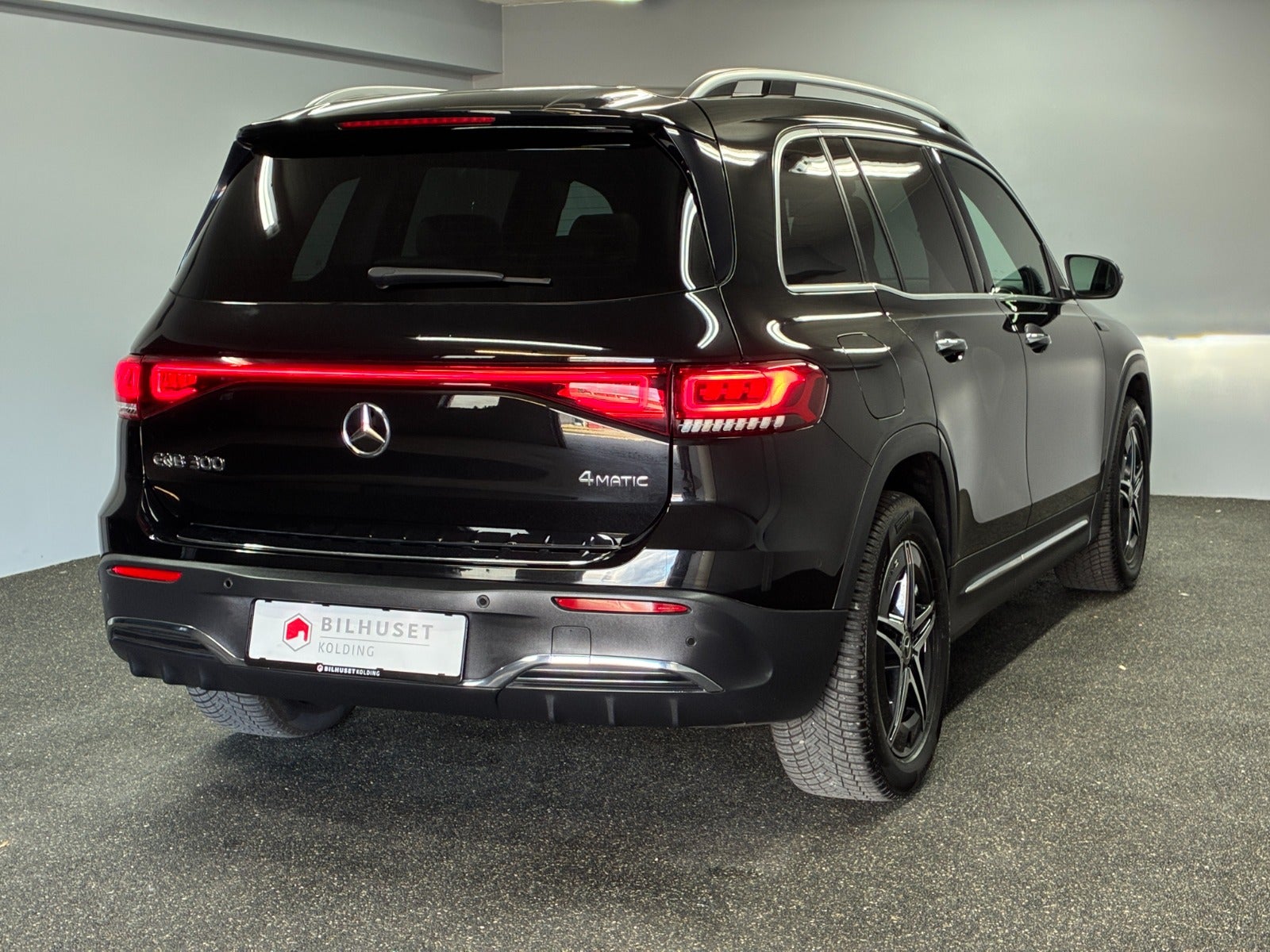 Billede af Mercedes EQB300  AMG Line 4Matic