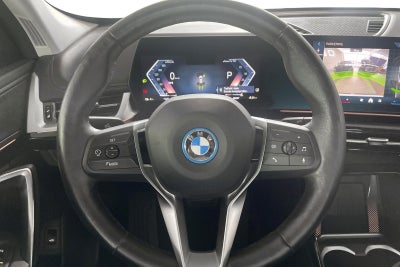 BMW iX1 xDrive30 X-Line