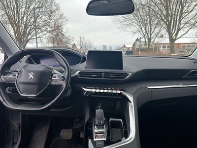 Peugeot 3008 1,2 e-THP 130 Allure EAT6 5d