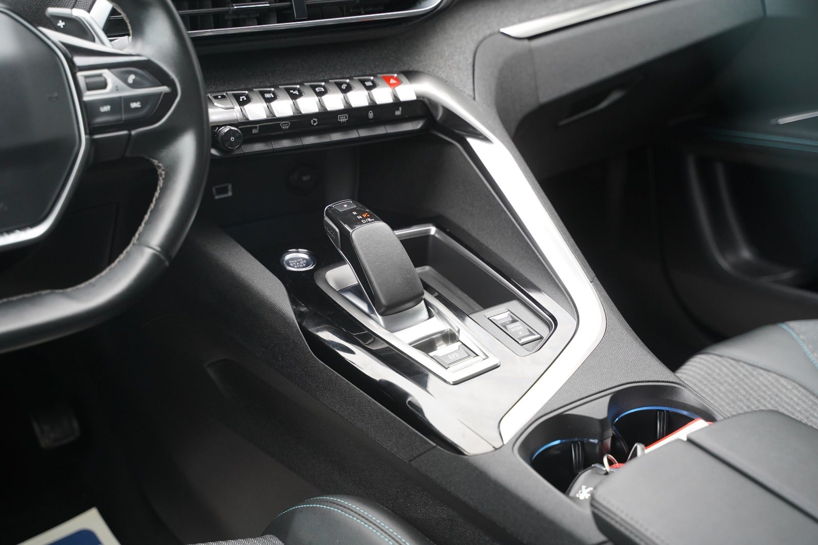 Billede af Peugeot 3008 1,6 Hybrid Allure Pack EAT8
