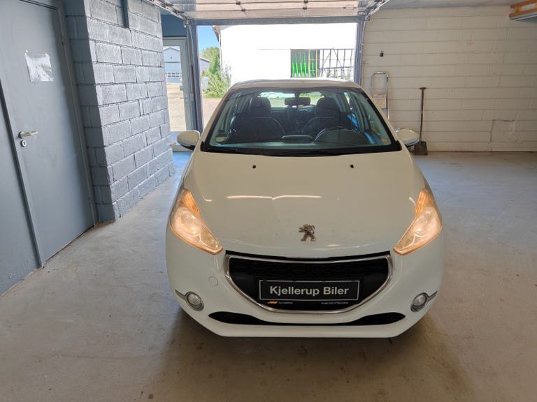 Peugeot 208 VTi Active