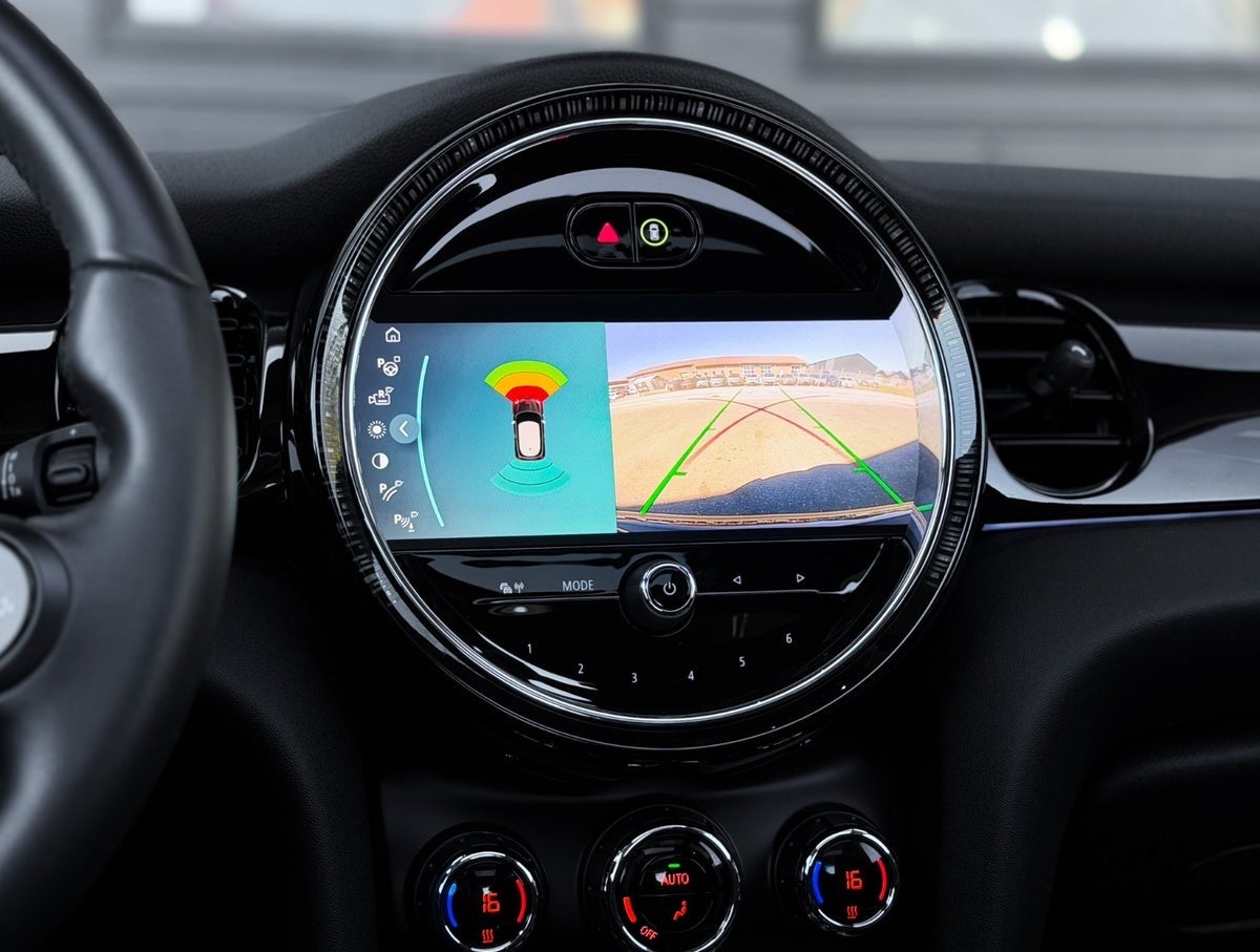 MINI Cooper SE Edition Premium Plus thumbnail 5
