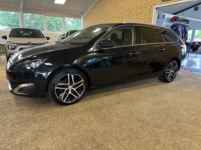 Peugeot 308 1,2 e-THP 130 Allure SW EAT6