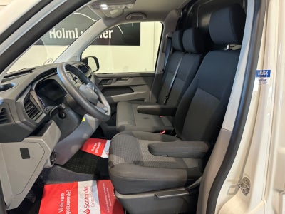 VW Transporter TDi 110 Kassevogn lang