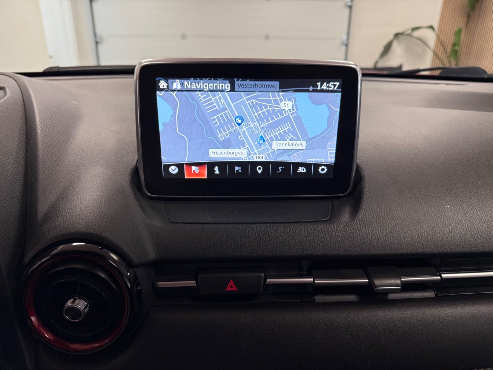 Billede af Mazda CX-3 2,0 SkyActiv-G 120 Vision aut.