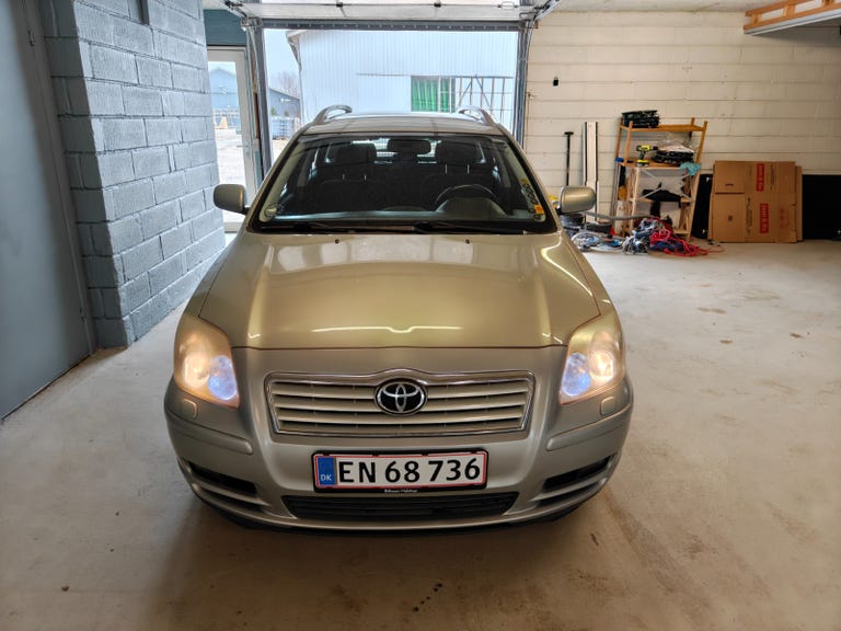 Toyota Avensis VVT-i Sol stc.