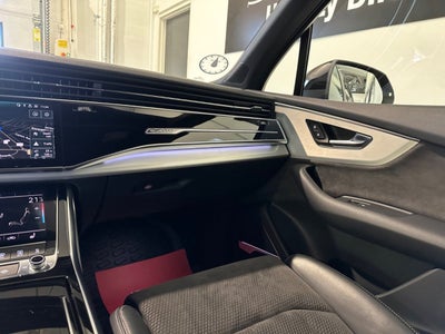 Audi Q7 TDi S-line quattro Tiptr. 7prs