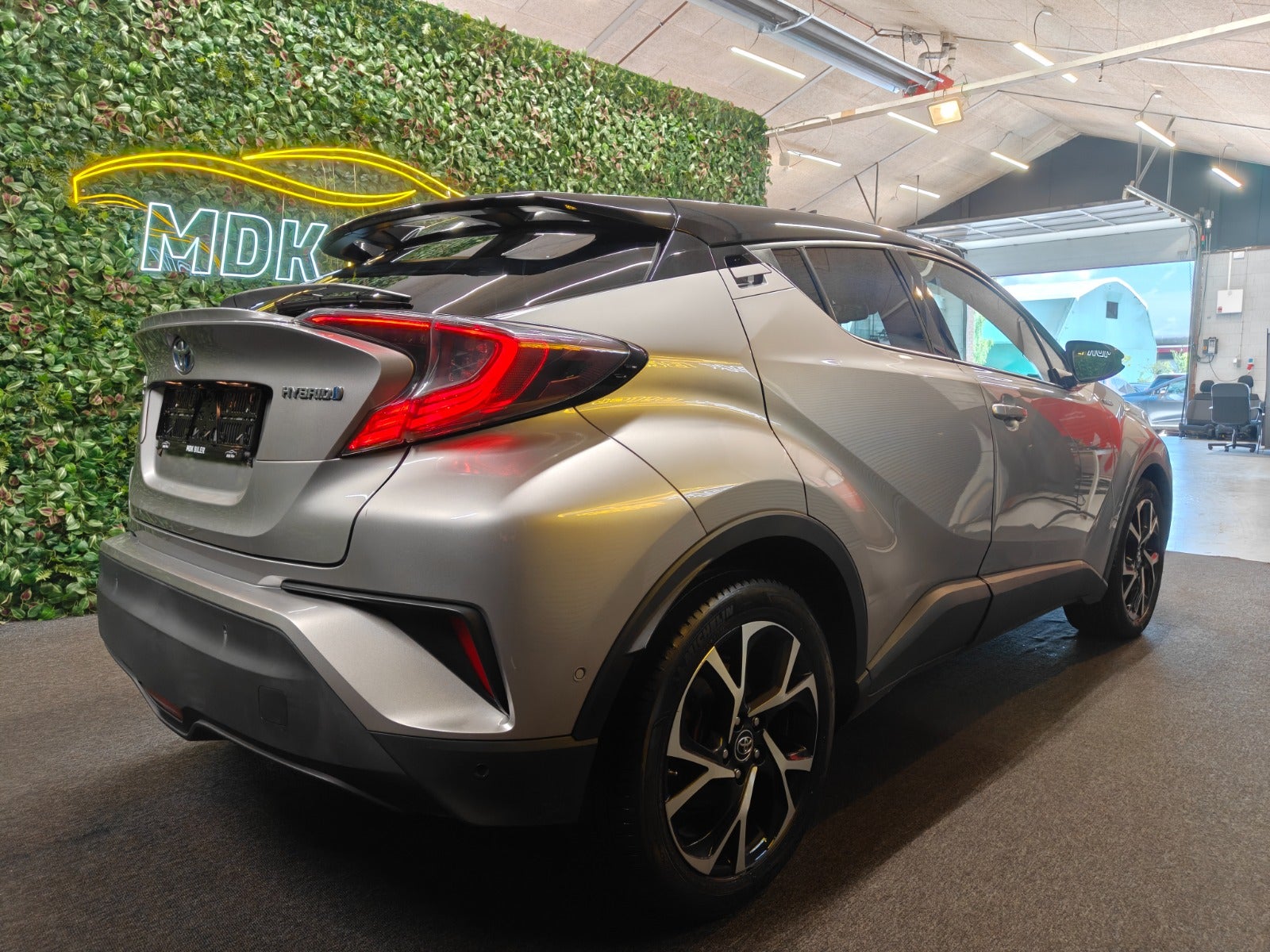 Billede af Toyota C-HR 1,8 Hybrid C-HIC CVT
