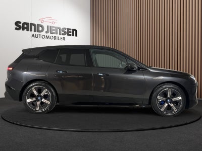 BMW iX xDrive50 Supercharged
