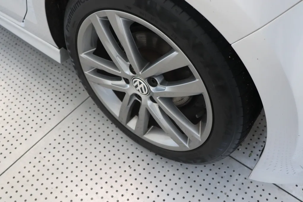 VW Golf VII TSi 140 R-line DSG BMT