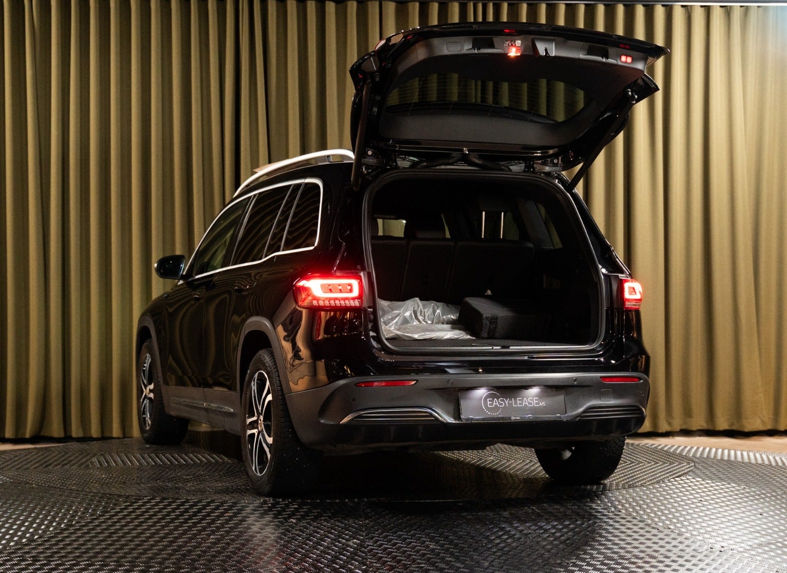 Billede af Mercedes EQB300  AMG Line 4Matic