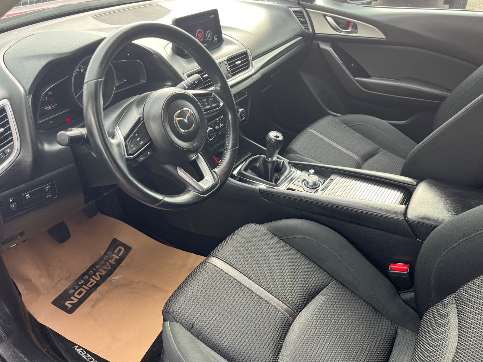 Billede af Mazda 3 2,0 SkyActiv-G 120 Optimum