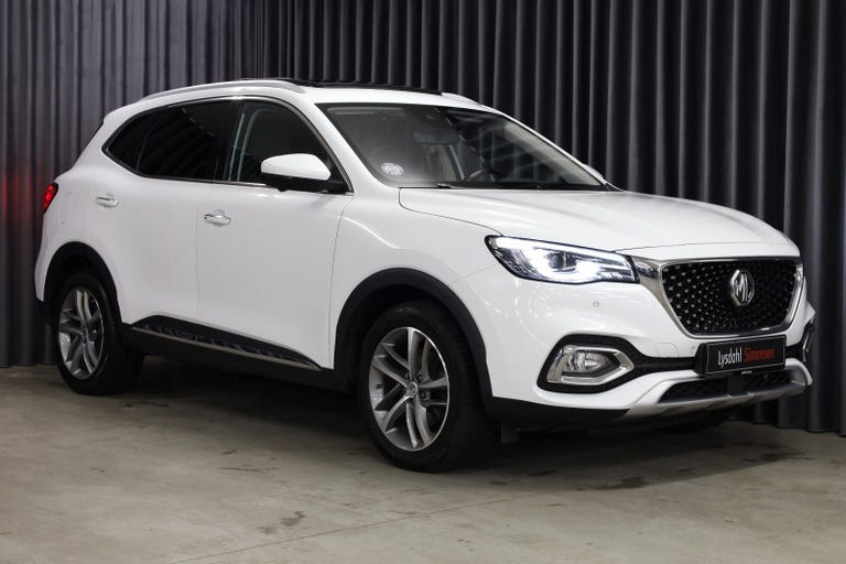 MG EHS PHEV Luxury