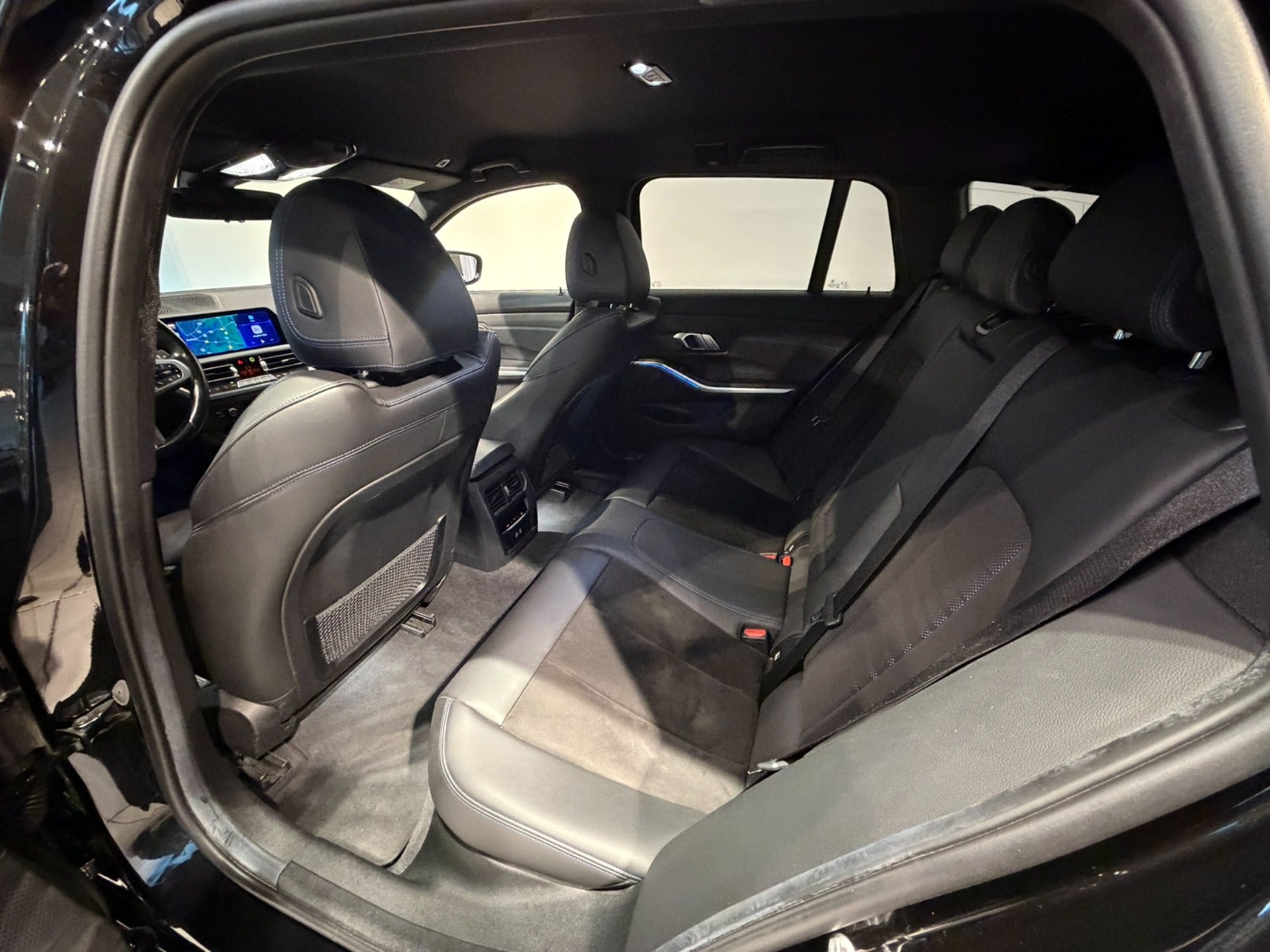 2022 BMW 330e