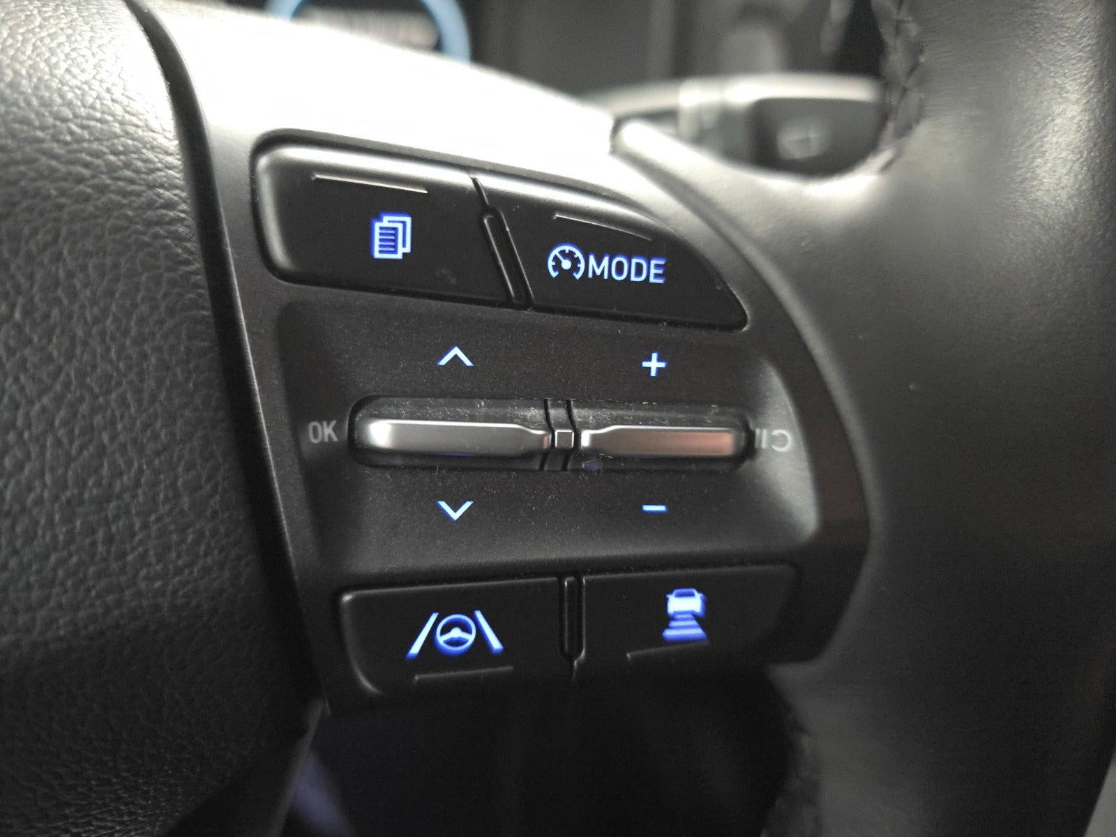 Hyundai Kona EV Trend