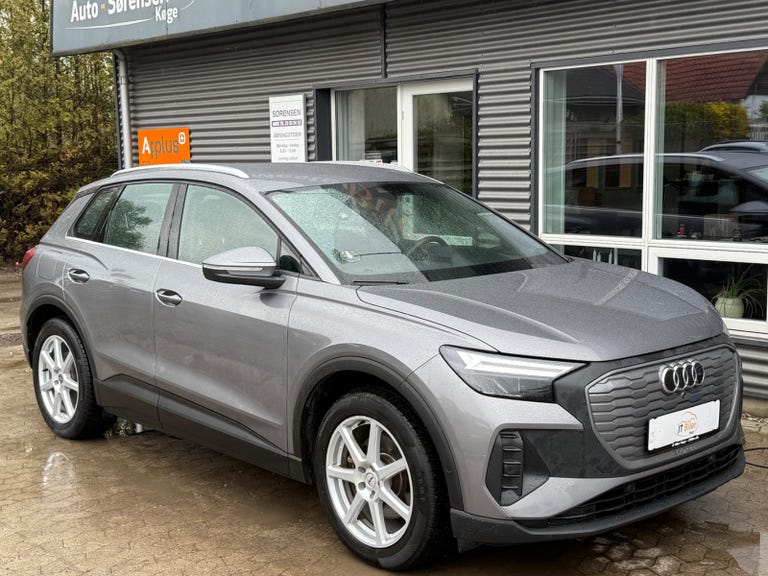 Audi Q4 e-tron Attitude