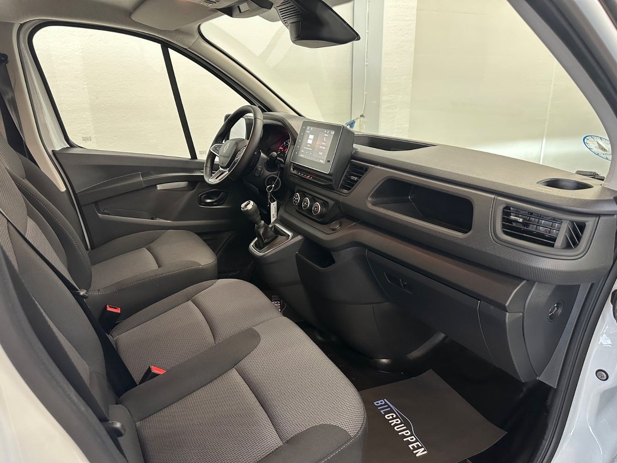 Billede af Renault Trafic 2,0 dCi 130 L2H1 Tekno